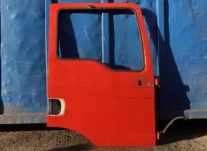 Carcasă ușii dreapta man roșie fără geam