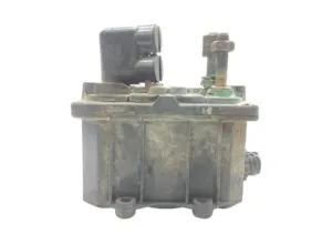 Comutator izolator baterie iveco – cod 504019002