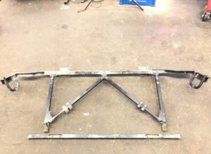 Suport spoiler pentru acoperișul cabinei volvo 24427203 21481628