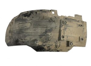 Apărătoare de noroi axă față dreapta volvo 82637793-13