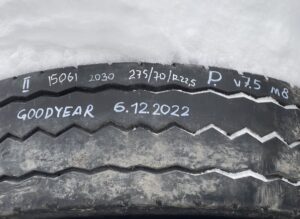 Roată solaris 275/70r22. 5, 22. 5x7. 5, 22. 5x8. 25 1 Roată solaris 275/70r22. 5, 22. 5x7. 5, 22. 5x8. 25