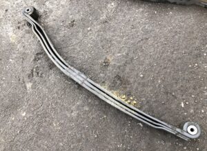 Arc lamelar față stânga volvo 257944-11