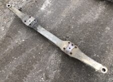 Traversă Ax Secundar Volvo - Coduri OEM: 22119453, 22124266, 23451297, 23412053, 23412055