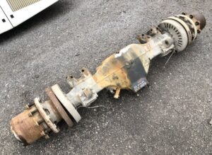 Traversă axa motor volvo coduri 21942494, 21942656, 20819830, 20819826, 3988838 1 Traversă axa motor volvo coduri 21942494, 21942656, 20819830, 20819826, 3988838