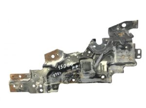 Suport far dreapta volvo - coduri 84171442 și 84228519 1 Suport far dreapta volvo – coduri 84171442 și 84228519