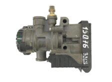 Supapă EBS axa față stânga Volvo 21114974 22225550 7422225564 7421327346
