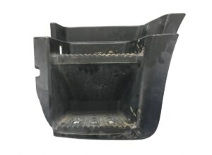 Ansamblu placă de trepte stânga iveco 1 Ansamblu placă de trepte stânga iveco