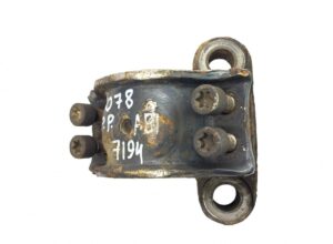 Suport bară stabilizatoare ax secundar dreapta iveco 41019131 98487768 1 Suport bară stabilizatoare ax secundar dreapta iveco 41019131 98487768