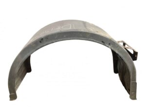 Apărător de noroi pentru axul secundar stânga iveco - cod 41298867 1 Apărător de noroi pentru axul secundar stânga iveco – cod 41298867