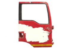Carcasa ușii dreapta MAN roșie, uzată, cu zonă vopsită în alb