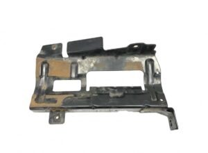 Suport placă de treaptă inferioară stânga renault 7482560239 1 Suport placă de treaptă inferioară stânga renault 7482560239