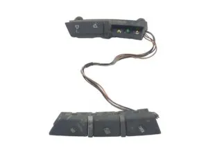 Modul comutator pe volan dreapta iveco 504213419