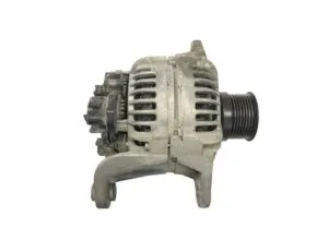Alternator volvo – coduri piese: 21429787, 85003357, 85009357, 85020824, 85026824, 20409420, 20466317, 20849352, 5010589551, 20409240, 20849351, 21429786, 85020820, 7421429789, 7420862899, 85003-26