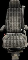 Scaun Șofer MAN Model 88781006326 - Design Cu Săgeți Negre și Gri