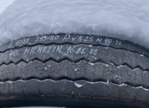 Anvelopă michelin 295/80 r22. 5 p. V 8. 25 m10-12 16. 08. 23 1 Anvelopă michelin 295/80 r22. 5 p. V 8. 25 m10-12 16. 08. 23