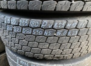 Roată scania 295/80r22. 5 bridgestone ne 16. 08. 23 1 Roată scania 295/80r22. 5 bridgestone ne 16. 08. 23
