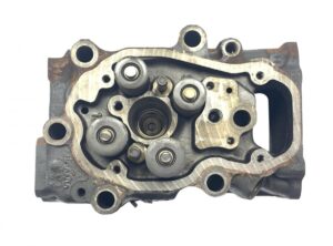 Chiuloasă motor scania pentru modele 1921303, 2005283, 2330322, 1874583, 1855950, 2002702 1 Chiuloasă motor scania pentru modele 1921303, 2005283, 2330322, 1874583, 1855950, 2002702
