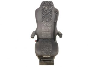 Scaun șofer scania negru cu model alb decorativ 1 Scaun șofer scania negru cu model alb decorativ