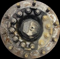 Butuc roată ax secundar dreapta pentru autobuz cu frână disc Irisbus 7183906/7188706/2992477/2996327/7189475