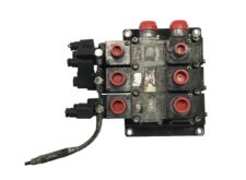 Supapă lichid de răcire/inălzitor de apă pentru Volvo, cod 85107164-13