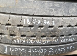 Roată scania 295/80 r22. 5 dunlop 15235 1 Roată scania 295/80 r22. 5 dunlop 15235