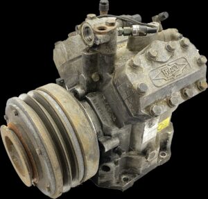 Compresor ac volvo vickers 21112946 20871244 1 Compresor ac volvo vickers 21112946 20871244