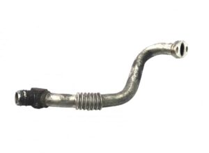 Conductă de retur ulei turbocompresor metalică cu îmbinări flexibile 1 Conductă de retur ulei turbocompresor metalică cu îmbinări flexibile
