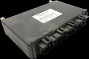 Unitate de control mercedes-benz a0004465335 0004465335 a0004468235 0004468235 a0014469835 0014469835