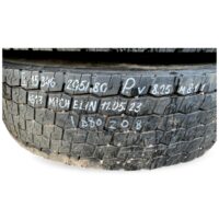 Roată VOLVO 295/80R22.5 225x9 225x8.25 24
