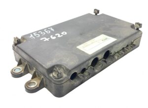 Panou de siguranțe volvo 15367 7620 1 Panou de siguranțe volvo 15367 7620
