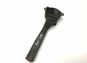 Comutator ștergătoare de parbriz pentru volvo, cod 8157723/1594543-20 1 Comutator ștergătoare de parbriz pentru volvo, cod 8157723/1594543-20
