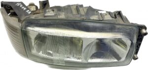 Far dreapta renault - cod piesa: 15404 p. R 1 Far dreapta renault – cod piesa: 15404 p. R