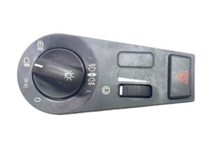 Comutator faruri și semnalizare volvo 20953569 20466302 20942844 1 Comutator faruri și semnalizare volvo 20953569 20466302 20942844