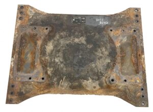 Placă de montare pentru cea de-a cincea roată volvo - cod 1622753 / 7401622753 1 Placă de montare pentru cea de-a cincea roată volvo – cod 1622753 / 7401622753
