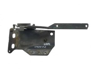 Balama inferioară deflector grilă dreapta scania 2204 15410 p. P 1 Balama inferioară deflector grilă dreapta scania 2204 15410 p. P
