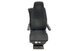 Scaun șofer Volvo, negru, cu cotiere și suport pentru centură de siguranță