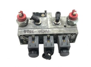 Supapă de control ușă laterală autobuz scania wabco 1518106
