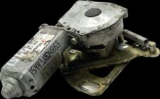 Motor electric pentru ușile autobuzului Scania 32544M24-11