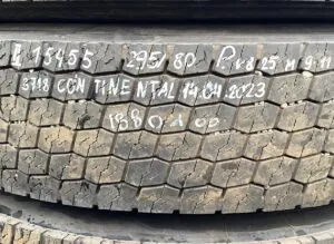 Roată volvo 295/80r22. 5 continental, dot 3718, profil 18 mm, 14. 04. 2023