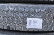 Roată Solaris 295/80 R22.5 8.25 M10