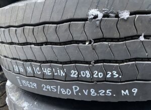 Anvelopă michelin 295/80 r22. 5 22. 08. 2023 1 Anvelopă michelin 295/80 r22. 5 22. 08. 2023