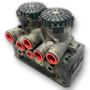 Supapă ebs axă motrică volvo – coduri compatibile: 21122035, 20828241, 20570910, 20502537, 7420828241, 7420570910, 7420502537, 7421122035, 7485003713, 5801910309