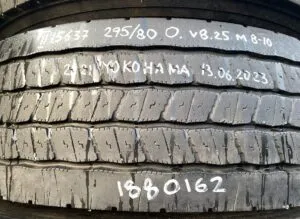 Roată volvo 295/80r22. 5 yokohama 13. 06. 2023