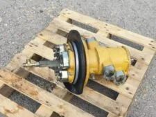 Reductor de rotire pentru excavator Caterpillar 325