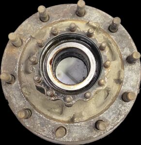 Butuc roată frână cu disc axa motrice dreapta volvo 85107753 1 Butuc roată frână cu disc axa motrice dreapta volvo 85107753