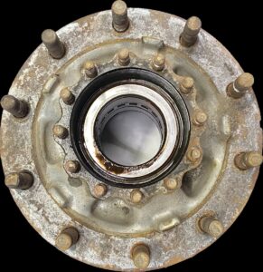 Butuc roată frână cu disc, axa motrice dreapta, compatibil volvo (coduri: 85107753, 7485107753, 20516957, 20535263, 7420535263, 7420535264, 85103803, 20567394, 20428193, 21575071, 22105672, 22105678) 1 Butuc roată frână cu disc, axa motrice dreapta, compatibil volvo (coduri: 85107753, 7485107753, 20516957, 20535263, 7420535263, 7420535264, 85103803, 20567394, 20428193, 21575071, 22105672, 22105678)