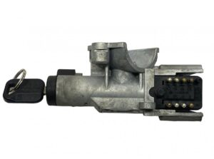 Comutator de blocare contact cu cheie pentru volvo - coduri 9958589, 8159904, 3091508, 1063433 1 Comutator de blocare contact cu cheie pentru volvo – coduri 9958589, 8159904, 3091508, 1063433