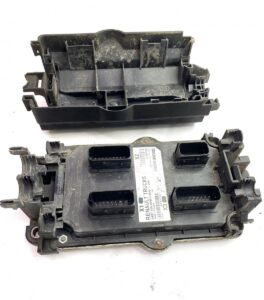 Unitate de control ebs renault trucks 7421933120 / 7421706129 1 Unitate de control ebs renault trucks 7421933120 / 7421706129