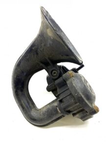 Claxon de semnal pentru renault - coduri: 22054097, 21701326, 23150684 1 Claxon de semnal pentru renault – coduri: 22054097, 21701326, 23150684