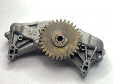 Pompa de ulei de motor VOLVO 21235325 pentru Renault 20498516, 20498518, 20824906, 85013231, 85019231, 85013394, 85019394, 20824908, 7420824906